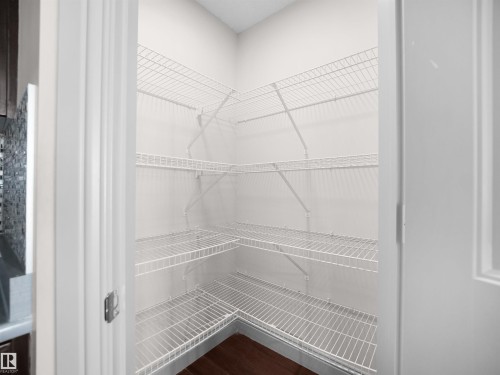 6116 10 Avenue, Edmonton, AB - Indoor With Storage