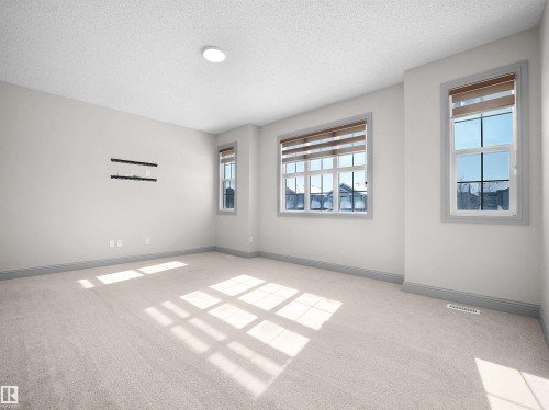 6116 10 Avenue, Edmonton, AB - Indoor Photo Showing Other Room