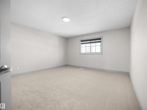 6116 10 Avenue, Edmonton, AB - Indoor Photo Showing Other Room