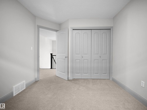 6116 10 Avenue, Edmonton, AB - Indoor Photo Showing Other Room