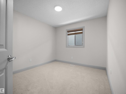 6116 10 Avenue, Edmonton, AB - Indoor Photo Showing Other Room