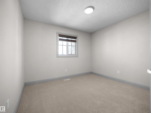 6116 10 Avenue, Edmonton, AB - Indoor Photo Showing Other Room