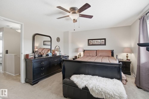 150 Woodborough Way, Edmonton, AB - Indoor Photo Showing Bedroom