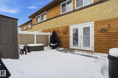 150 Woodborough Way, Edmonton, AB - Outdoor With Exterior