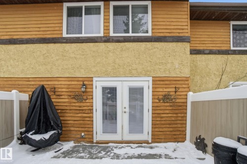 150 Woodborough Way, Edmonton, AB - Outdoor With Exterior