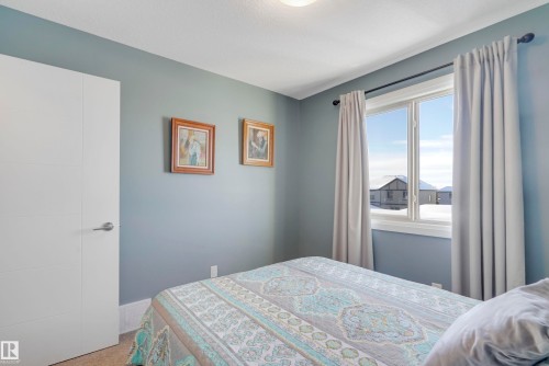 151 Gilmore Way, Spruce Grove, AB - Indoor Photo Showing Bedroom