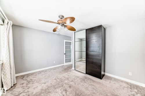 10532 47 Street, Edmonton, AB - Indoor Photo Showing Other Room