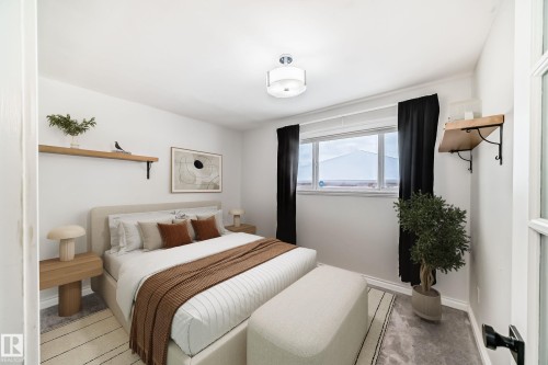 10532 47 Street, Edmonton, AB - Indoor Photo Showing Bedroom