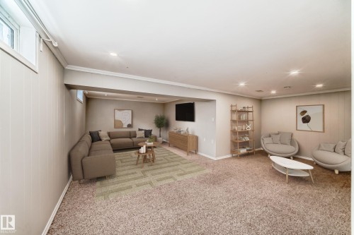 10532 47 Street, Edmonton, AB - Indoor