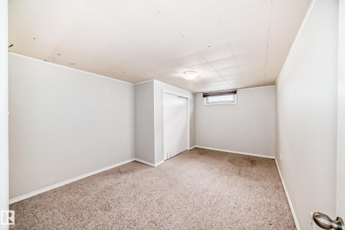 10532 47 Street, Edmonton, AB - Indoor Photo Showing Other Room