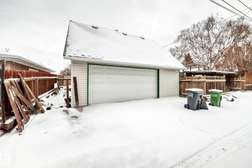 10532 47 Street, Edmonton, AB - Outdoor With Exterior