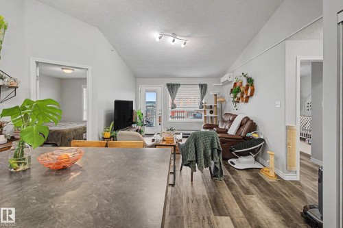 1410 7339 South Terwillegar Drive, Edmonton, AB - Indoor Photo Showing Other Room