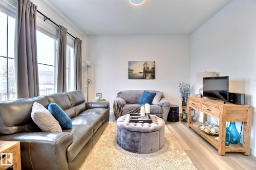 30 1910 Collip View, Edmonton, AB - Indoor Photo Showing Living Room