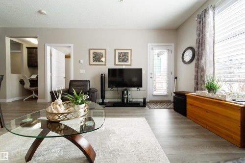112 2588 Anderson Way, Edmonton, AB - Indoor Photo Showing Living Room