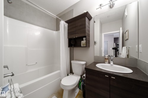 112 2588 Anderson Way, Edmonton, AB - Indoor Photo Showing Bathroom