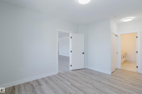 703 9919 105 Street, Edmonton, AB - Indoor Photo Showing Other Room