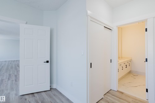 703 9919 105 Street, Edmonton, AB - Indoor Photo Showing Other Room