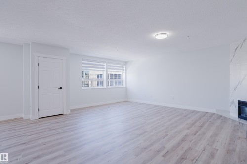 703 9919 105 Street, Edmonton, AB - Indoor Photo Showing Other Room