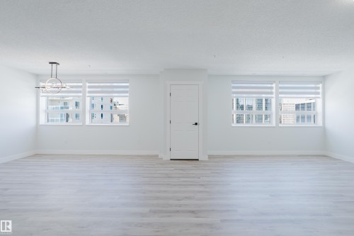 703 9919 105 Street, Edmonton, AB - Indoor Photo Showing Other Room