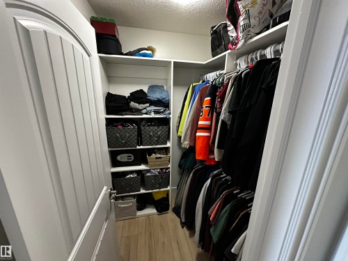 4019 41B Ave, Drayton Valley, AB - Indoor With Storage