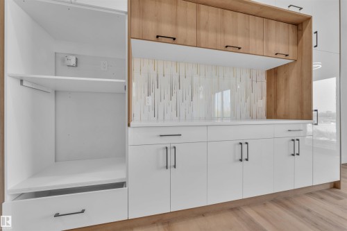 1908 155 Avenue, Edmonton, AB - Indoor Photo Showing Other Room