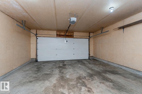 4424 33 Street, Edmonton, AB - Indoor Photo Showing Garage