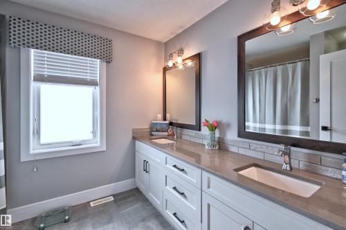 1146 Genesis Lake Boulevard, Stony Plain, AB - Indoor Photo Showing Bathroom