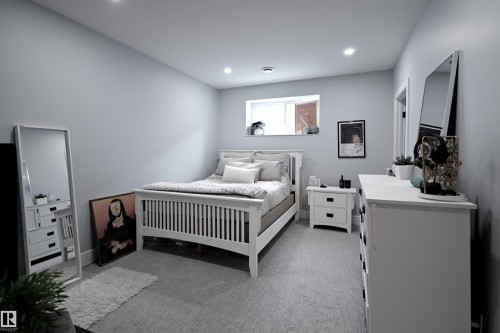 1146 Genesis Lake Boulevard, Stony Plain, AB - Indoor Photo Showing Bedroom