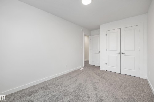 1315 11 Avenue, Edmonton, AB - Indoor Photo Showing Other Room