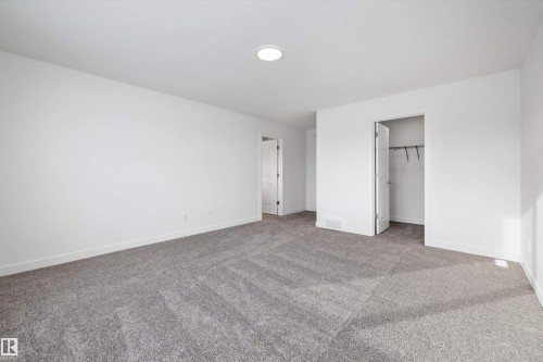 1315 11 Avenue, Edmonton, AB - Indoor Photo Showing Other Room