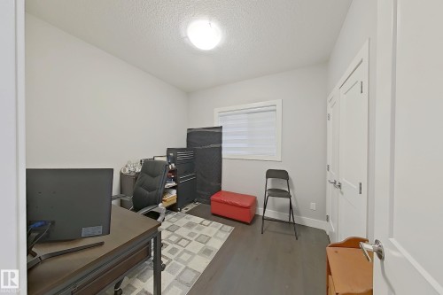 3107 13 Avenue, Edmonton, AB - Indoor