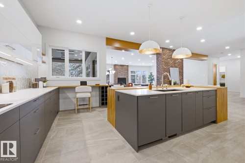 6619 123 Street Nw, Edmonton, AB - Indoor Photo Showing Kitchen With Upgraded Kitchen