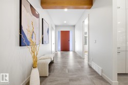 6619 123 Street NW  Edmonton, AB T6H 3T3