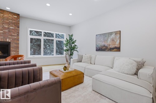 6619 123 Street Nw, Edmonton, AB - Indoor Photo Showing Living Room With Fireplace