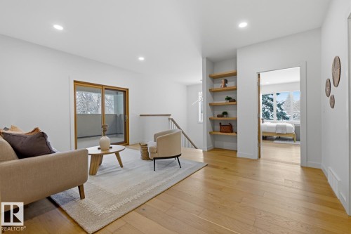 6619 123 Street Nw, Edmonton, AB - Indoor Photo Showing Other Room