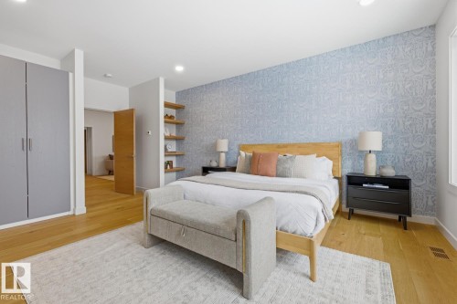 6619 123 Street Nw, Edmonton, AB - Indoor Photo Showing Bedroom