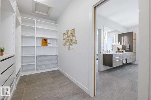 6619 123 Street Nw, Edmonton, AB - Indoor