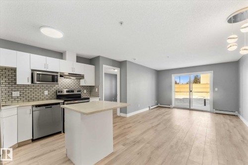 115 16221 95 Street, Edmonton, AB - Indoor Photo Showing Kitchen With Upgraded Kitchen