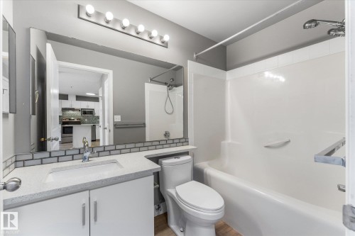 115 16221 95 Street, Edmonton, AB - Indoor Photo Showing Bathroom