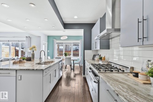 3721 Parker Crest, Edmonton, AB - Indoor Photo Showing Kitchen With Upgraded Kitchen