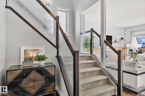 3721 Parker Crest, Edmonton, AB - Indoor Photo Showing Other Room