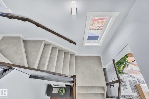 3721 Parker Crest, Edmonton, AB - Indoor Photo Showing Other Room