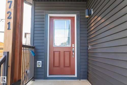 3721 Parker Crest, Edmonton, AB - Outdoor With Exterior