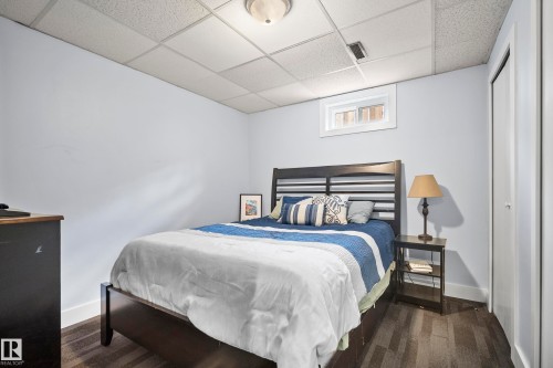 25 Oatway Drive, Stony Plain, AB - Indoor Photo Showing Bedroom