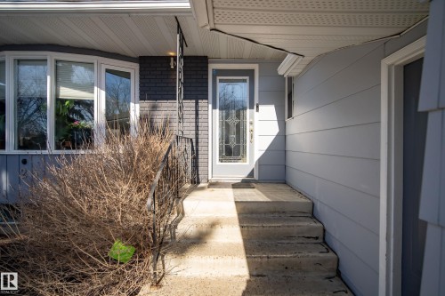 25 Oatway Drive, Stony Plain, AB - Outdoor With Exterior