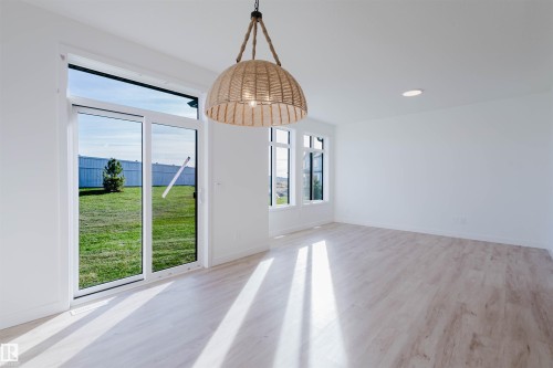 41 Chartres Close, St. Albert, AB - Indoor Photo Showing Other Room