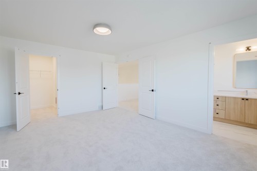 41 Chartres Close, St. Albert, AB - Indoor Photo Showing Other Room