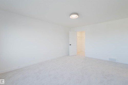 41 Chartres Close, St. Albert, AB - Indoor Photo Showing Other Room