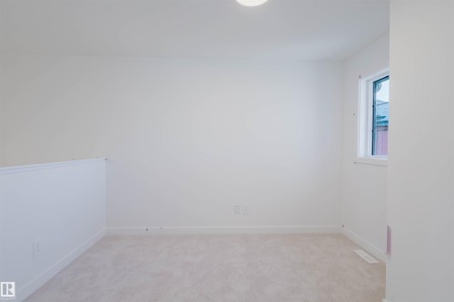 41 Chartres Close, St. Albert, AB - Indoor Photo Showing Other Room