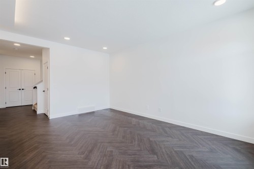 4116 208 Street, Edmonton, AB - Indoor Photo Showing Other Room